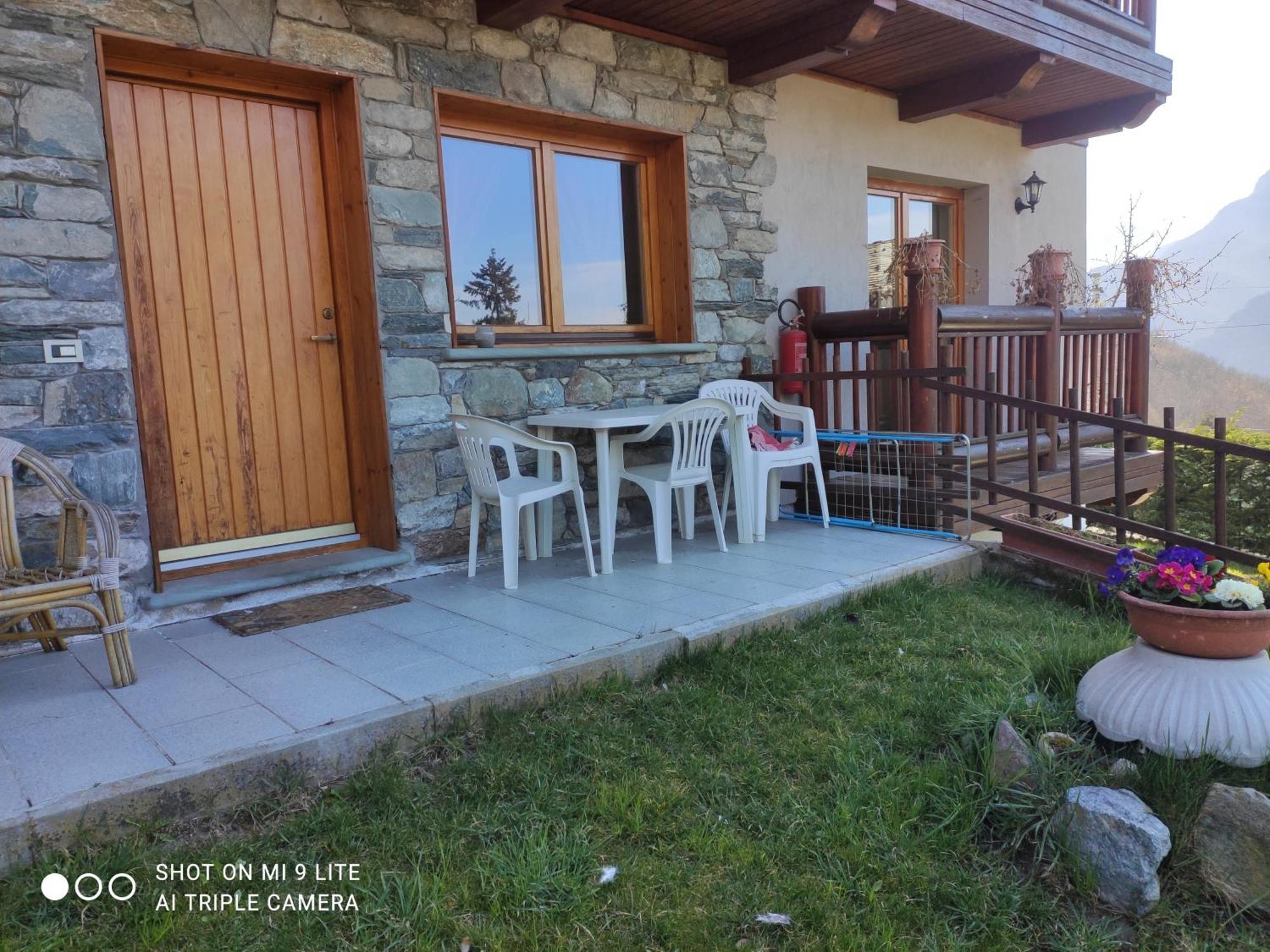 Apartament Casa Adriana Saint-Vincent Zewnętrze zdjęcie
