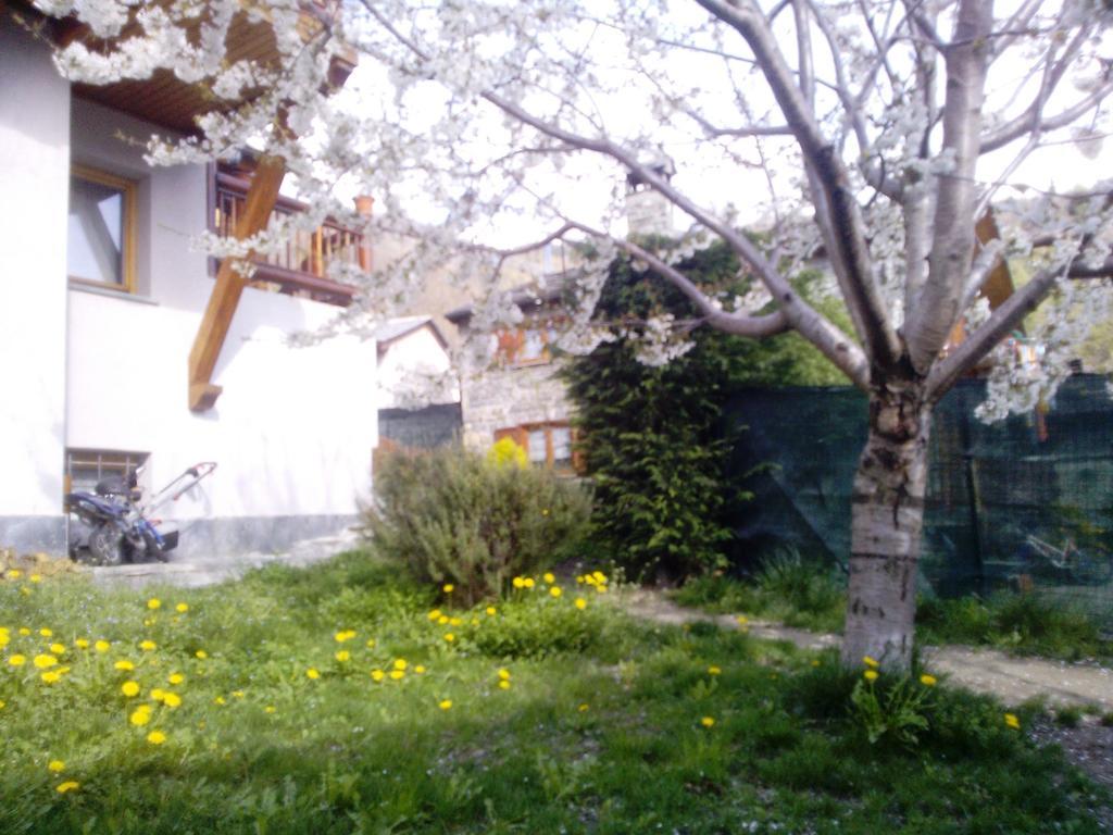 Apartament Casa Adriana Saint-Vincent Zewnętrze zdjęcie